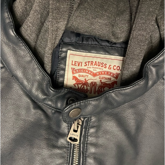 Levi’s Bomber jacket. Blue. New w/tags. - Picture 2 of 4